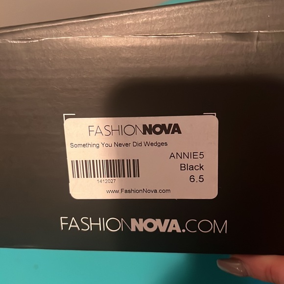 Fashion nova wedges - Picture 5 of 5